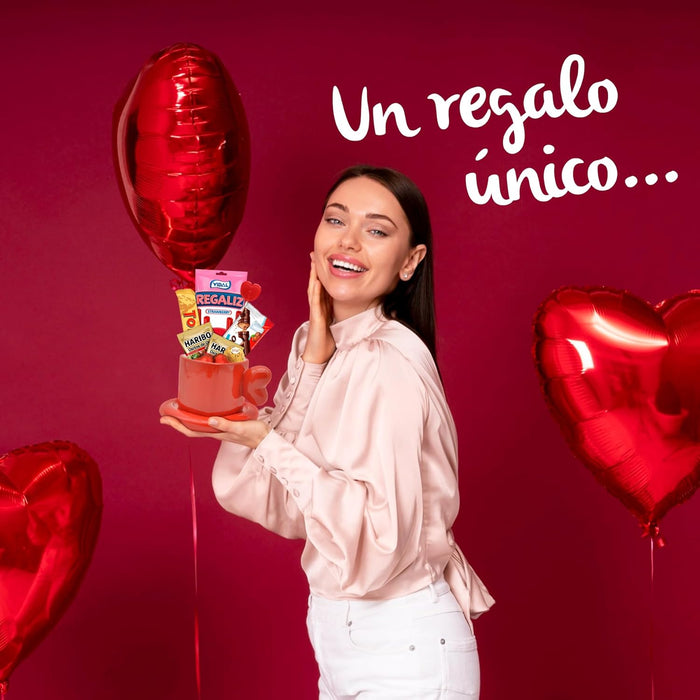 Dulces con toque romántico: piruleta corazón y chocolatinas con forma de corazón.