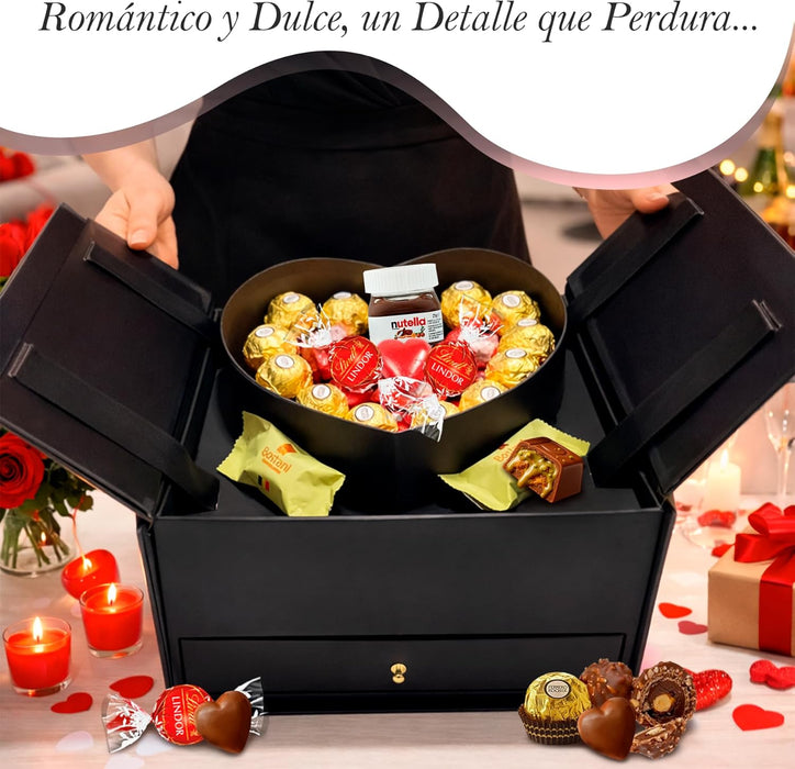 Efecto sorpresa al abrir la caja con corazón central emergente.