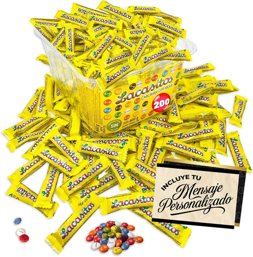 Vista frontal de la caja con packs de Lacasitos.