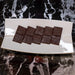 Pack Ahorro de 3 Cajas de After Eight, con un total de 900g de finas láminas de chocolate negro y menta, ideal para eventos, para compartir o para tener siempre tu capricho. After Eight - lateral
