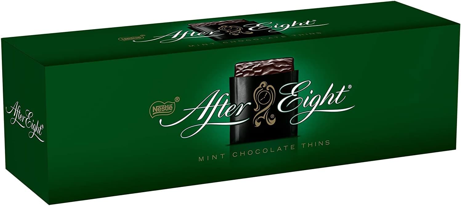 Pack Ahorro de 3 Cajas de After Eight, con un total de 900g de finas láminas de chocolate negro y menta, ideal para eventos, para compartir o para tener siempre tu capricho. After Eight - zoom