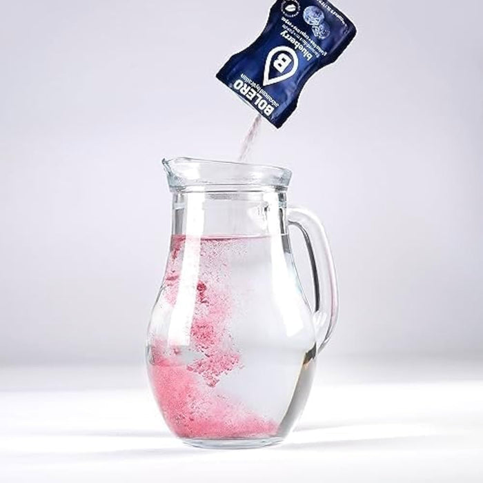 Bolero Bebida Instantánea Sabor Arándano, Pack de 12x9g. Un refresco en polvo bajo en calorías y sin azúcar con Stevia, ideal para la hidratación diaria o durante el deporte. Bolero - zoom