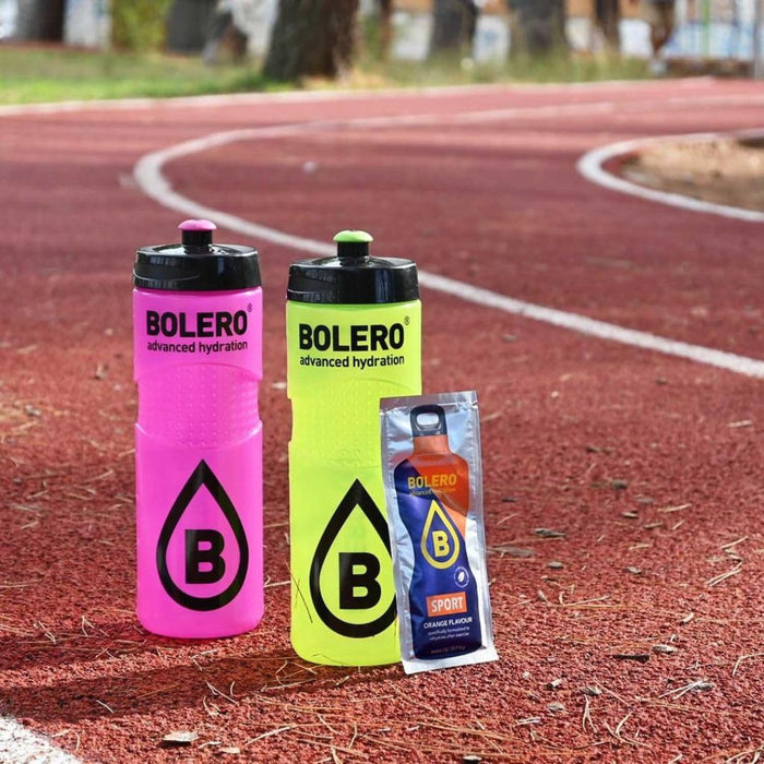 Bolero Sticks Bebida Instantánea Sabor Sport, Caja de 24x3g. Refresco en polvo sin azúcar, con Stevia, Vitaminas y Minerales. Ideal para deportistas y una hidratación avanzada. Bolero - presentacion