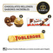 Cesta de Regalo con +30 Bombones y Chocolates Premium Cia&Co. Un surtido de lujo con Ferrero Rocher, Toblerone y Kinder Bueno, ideal para regalar en el Día de la Madre con tarjeta personalizada. Cia&Co - ingredientes