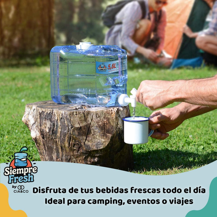 Dispensador de Agua Fría para Nevera de Gran Capacidad 7,8 Litros by Cia&Co. Garrafa robusta y reutilizable con grifo doble función, asa de transporte y tapón de llenado rápido. Cia&Co - uso