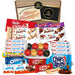 Lote Regalo con +35 Bombones y Chocolates Premium Cia&Co. Un surtido de lujo con Lindt Lindor, Kinder Bueno, Toblerone y más, con tarjeta personalizable. Cia&Co - frontal