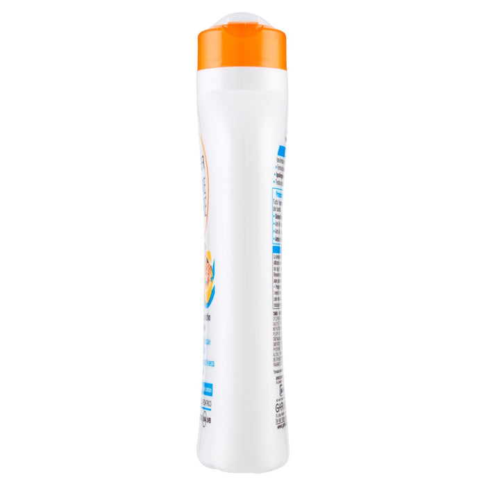 Garnier Ambre Solaire Leche Solar para Niños SPF 30, 200 ml. Alta Protección Hidratante, resistente al agua y suave para la piel delicada de los más pequeños. Garnier - lateral