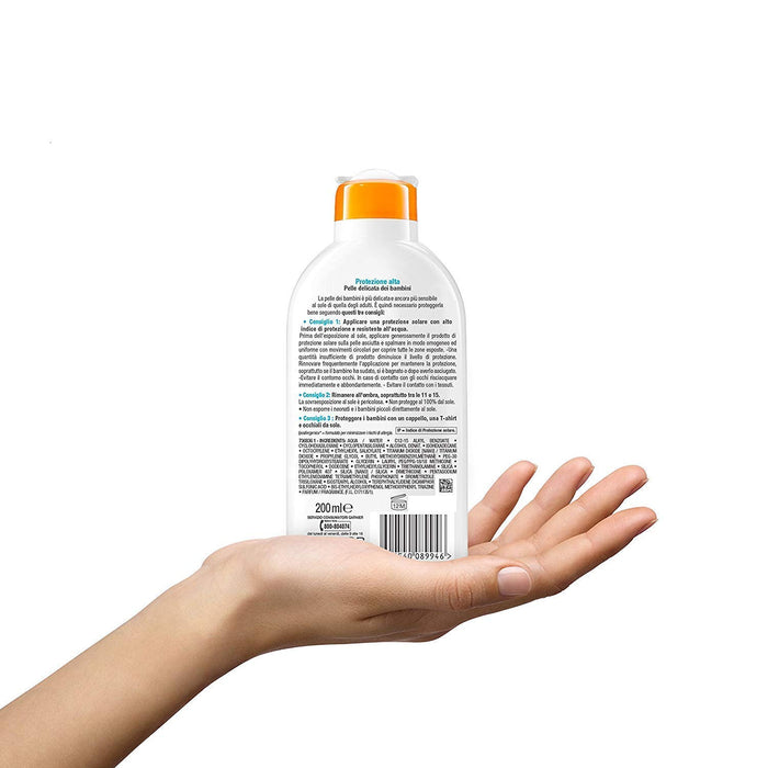 Garnier Ambre Solaire Niños Leche Protectora Solar SPF 30, Pack de 3 (3x200ml). Alta Protección Hidratante y Resistente al Agua para la Piel Delicada de los Niños. Garnier - pack