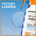 Garnier Delial Niños Sensitive Advanced, Protector Solar en Pistola Spray FPS 50+, 270ml. Muy alta protección para la piel sensible de los niños, muy resistente al agua, arena, sal y cloro. Garnier - uso