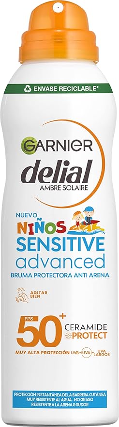 Garnier Delial Niños Sensitive Advanced Spray Anti-Arena IP50+, 150 ml. Muy alta protección para pieles sensibles que se puede aplicar sobre piel mojada y repele la arena. Garnier - frontal