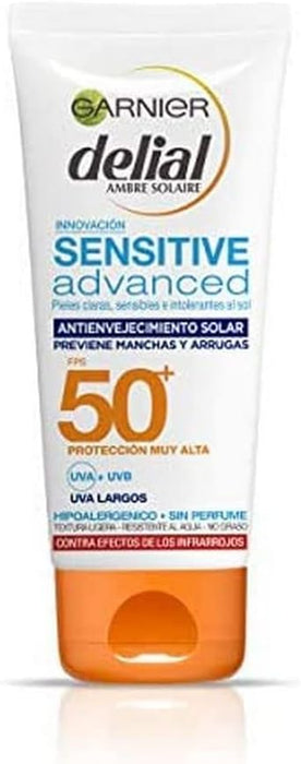 Garnier Delial Sensitive Advanced Protector Solar Facial UV Gel Hidratante IP50+, 100 ml. Crema antiedad y antimanchas con ácido hialurónico y vitamina E para rostro y escote. Garnier - lateral
