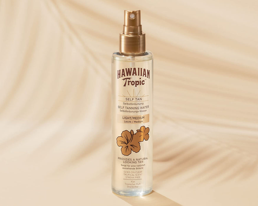 Hawaiian Tropic Agua Autobronceadora Tono Medio (190ml): Un bronceado dorado y natural para rostro y cuerpo con una refrescante bruma hidratante ultraligera. Hawaiian Tropic - detalle