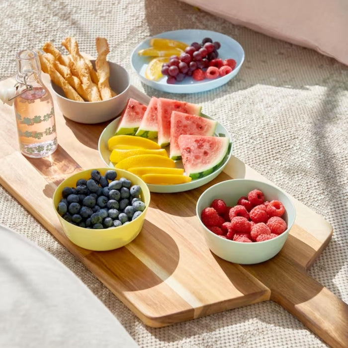 Ikea KALAS Vajilla Infantil Completa de 36 Piezas, Multicolor. Incluye 6 platos, 6 cuencos, 6 vasos y 18 cubiertos. Duradera, apilable y perfecta para las comidas diarias y fiestas. Ikea - lateral