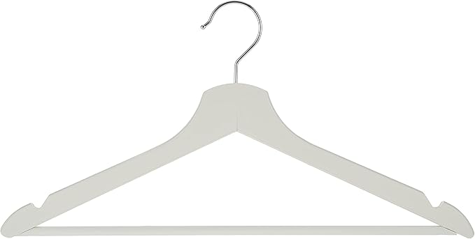 Pack de 8 Perchas de Madera Maciza IKEA BUMERANG en color Blanco. Unas perchas robustas y elegantes para cuidar tu ropa y dar un toque de calidad y orden a tu armario. Ikea - frontal