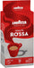 Lavazza Qualità Rossa, Café Molido de Tueste Natural (250g). El café icónico de Italia, una mezcla de Arábica y Robusta con intensidad 5 y notas a chocolate, ideal para tu cafetera Moka. Lavazza - frontal