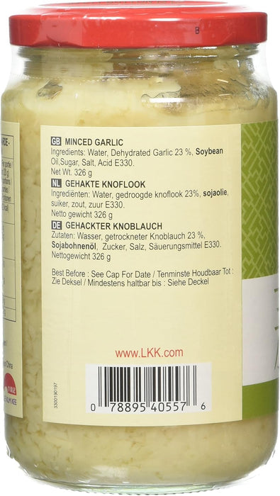 Ajo Picado en Aceite Lee Kum Kee (326 gr). Ajo deshidratado y picado, conservado en aceite de soja, listo para usar y añadir un intenso sabor a todas tus recetas. Lee Kum Kee - ingredientes