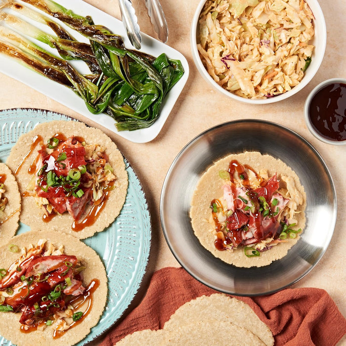 Lee Kum Kee Salsa Char Siu (Barbacoa China), 397g. La marinada auténtica para recrear el delicioso y laqueado cerdo asado cantonés (Char Siu) en tu propia casa de forma fácil. Lee Kum Kee - extra