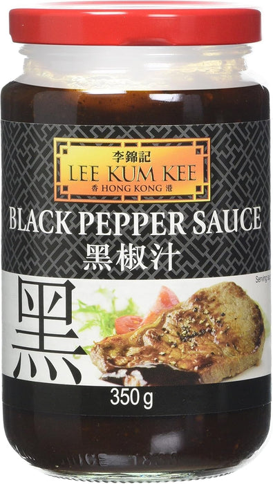 Lee Kum Kee Salsa de Pimienta Negra, 350g. Una salsa rica y aromática para recrear en casa los mejores platos de la cocina china, como el famoso "pollo a la pimienta negra". Lee Kum Kee - lateral