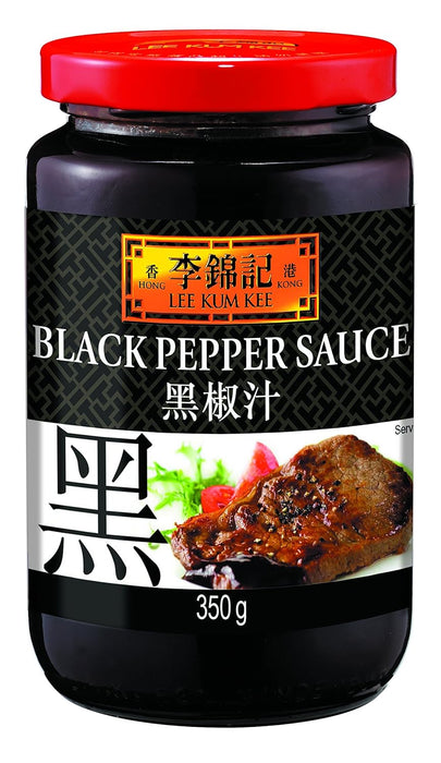 Lee Kum Kee Salsa de Pimienta Negra, Pack Ahorro de 3 Botes (3x350g). Abastécete de la salsa más sabrosa y aromática para tus salteados de estilo asiático. ¡Calidad y sabor para rato! Lee Kum Kee - frontal