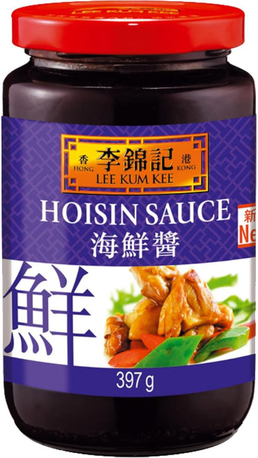 Salsa Hoisin Lee Kum Kee (397 gr). Una salsa tradicional china, aromática y dulce a base de soja fermentada, ideal para marinar, saltear o usar como dip. Lee Kum Kee - frontal