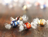 Lindt LINDOR Cornet Silver Surtido de Bombones, 337g. Una selección sofisticada para los paladares más exigentes, con bombones de chocolate con leche, avellana y negro 70%. Lindt - ingredientes