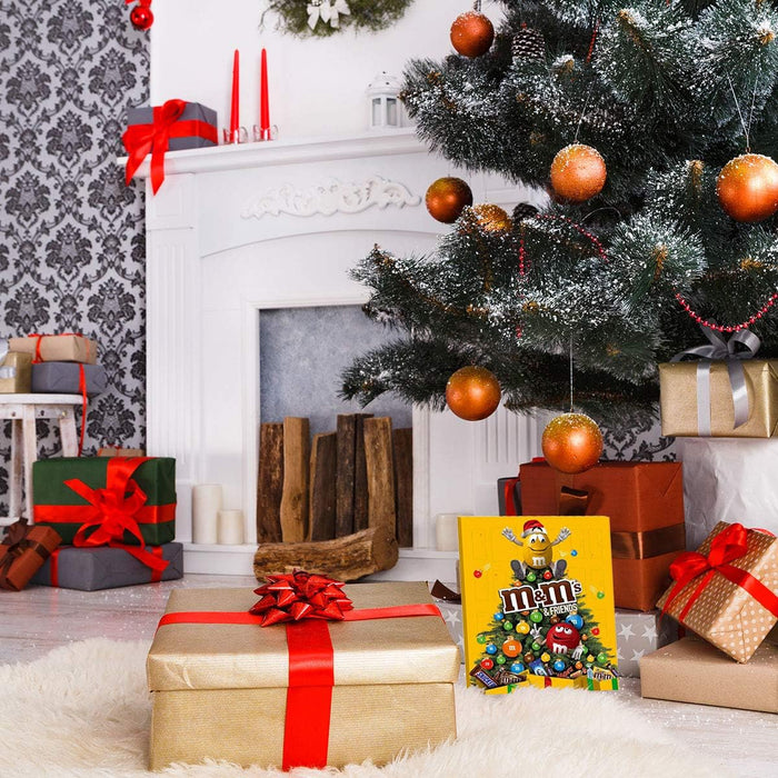 Calendario de Adviento M&M's & Friends con 361g de chocolatinas surtidas. Reúne a tus marcas favoritas: Twix, Snickers, Mars, Bounty, Milky Way y M&M's para una Navidad divertida. M&M's - zoom