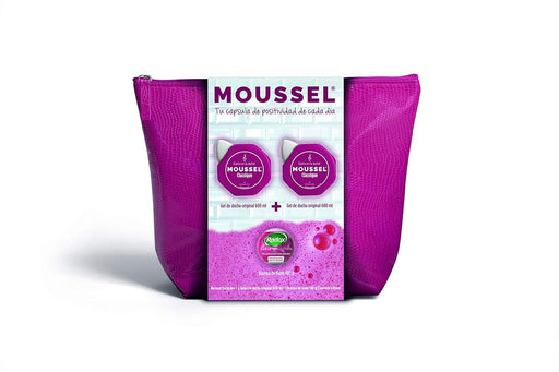 Neceser de Regalo Moussel Classique. Un set de baño con 2 geles de ducha de 600 ml y 1 bomba de baño Radox, ideal para un ritual de bienestar y relajación. Moussel - frontal