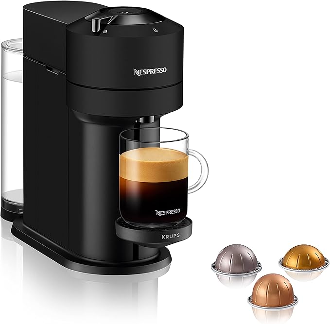 Cafetera Nespresso Vertuo Next de Krups en Negro Mate. Una máquina de café de cápsulas con un diseño elegante, tecnología Centrifusion, 5 tamaños de taza y conectividad inteligente. Nespresso - frontal