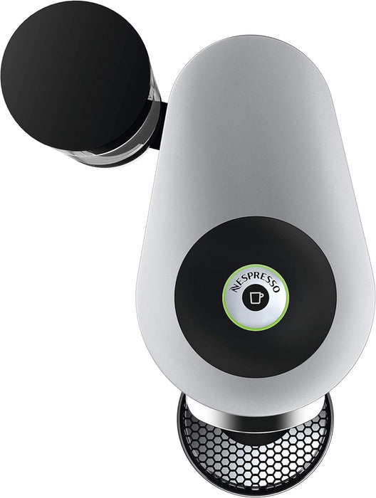 Cafetera Nespresso VertuoPlus de De'Longhi en color Plata. Una máquina de café automática con cabezal motorizado, depósito de 1,7L y tecnología Centrifusion para 5 tamaños de taza. Nespresso - detalle