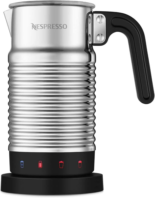 Nespresso Aeroccino 4, el espumador de leche eléctrico de última generación en color plata, con 4 funciones para espuma fría y caliente, y apto para limpieza en lavavajillas. Nespresso - frontal