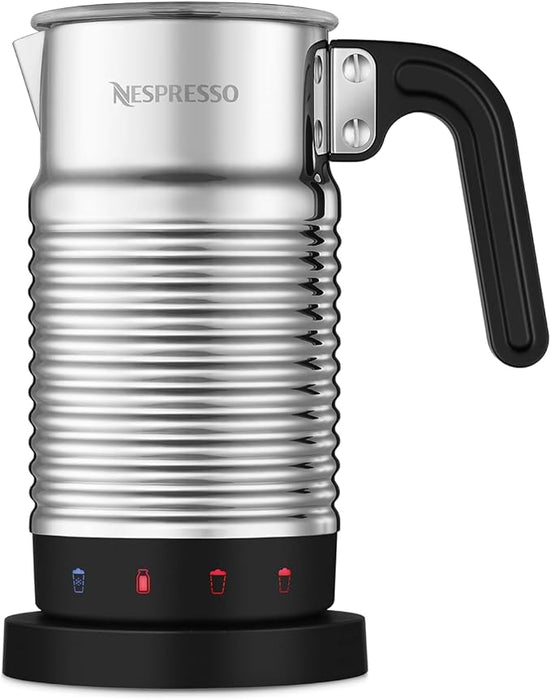 Nespresso Aeroccino 4, el espumador de leche eléctrico de última generación en color plata, con 4 funciones para espuma fría y caliente, y apto para limpieza en lavavajillas. Nespresso - frontal