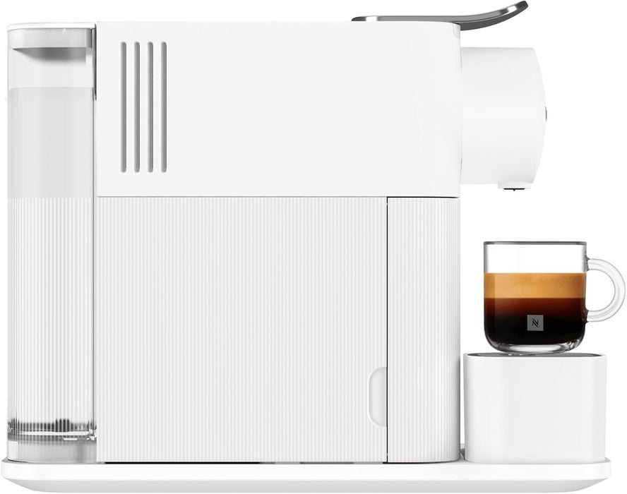 Nespresso Lattissima One Evo, Cafetera de Cápsulas Monodosis Blanca. Prepara cappuccinos y lattes con leche fresca y un solo toque. Tu barista personal en un diseño compacto y elegante. Nespresso - zoom