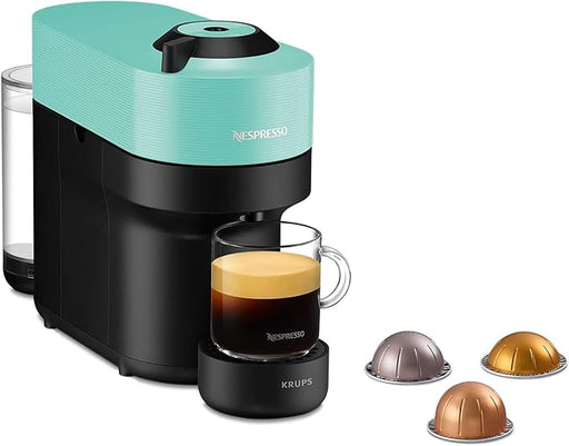 Nespresso Vertuo Pop, color Aqua Mint. La cafetera de cápsulas que revoluciona el café, con 4 tamaños de taza, desde un Espresso hasta una gran taza, gracias a su tecnología Centrifusion™. Nespresso - frontal