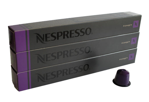 Pack de 30 Cápsulas Nespresso Arpeggio. Un café espresso intenso y cremoso de nivel 9, con un tueste potente y exquisitas notas a cacao y madera. Un clásico infalible. Nespresso - frontal
