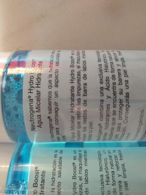 Neutrogena Hydro Boost Agua Micelar Limpiadora, Pack Duplo 2x200ml. Limpia, desmaquilla y aporta un extra de hidratación a tu piel en un solo gesto, incluso en pieles sensibles. Neutrogena - pack