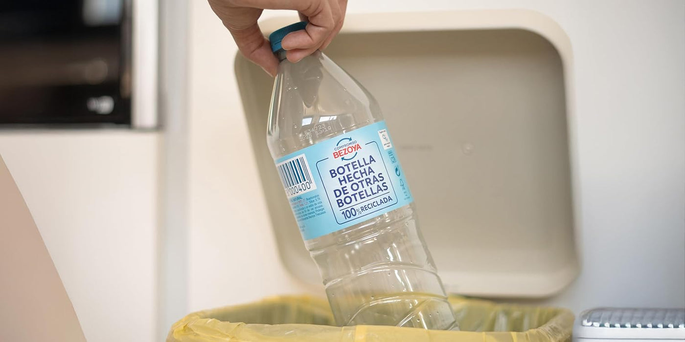 Bezoya Agua Mineral Natural de Mineralización muy Débil, Formato Ahorro 8L con Grifo. La opción más cómoda y sostenible para la hidratación diaria de toda la familia. Pascual - detalle